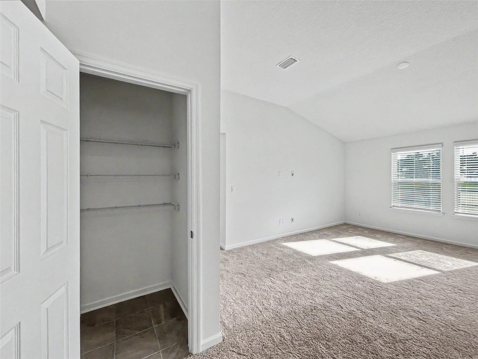 55 Signet Cir Property Photo 31
