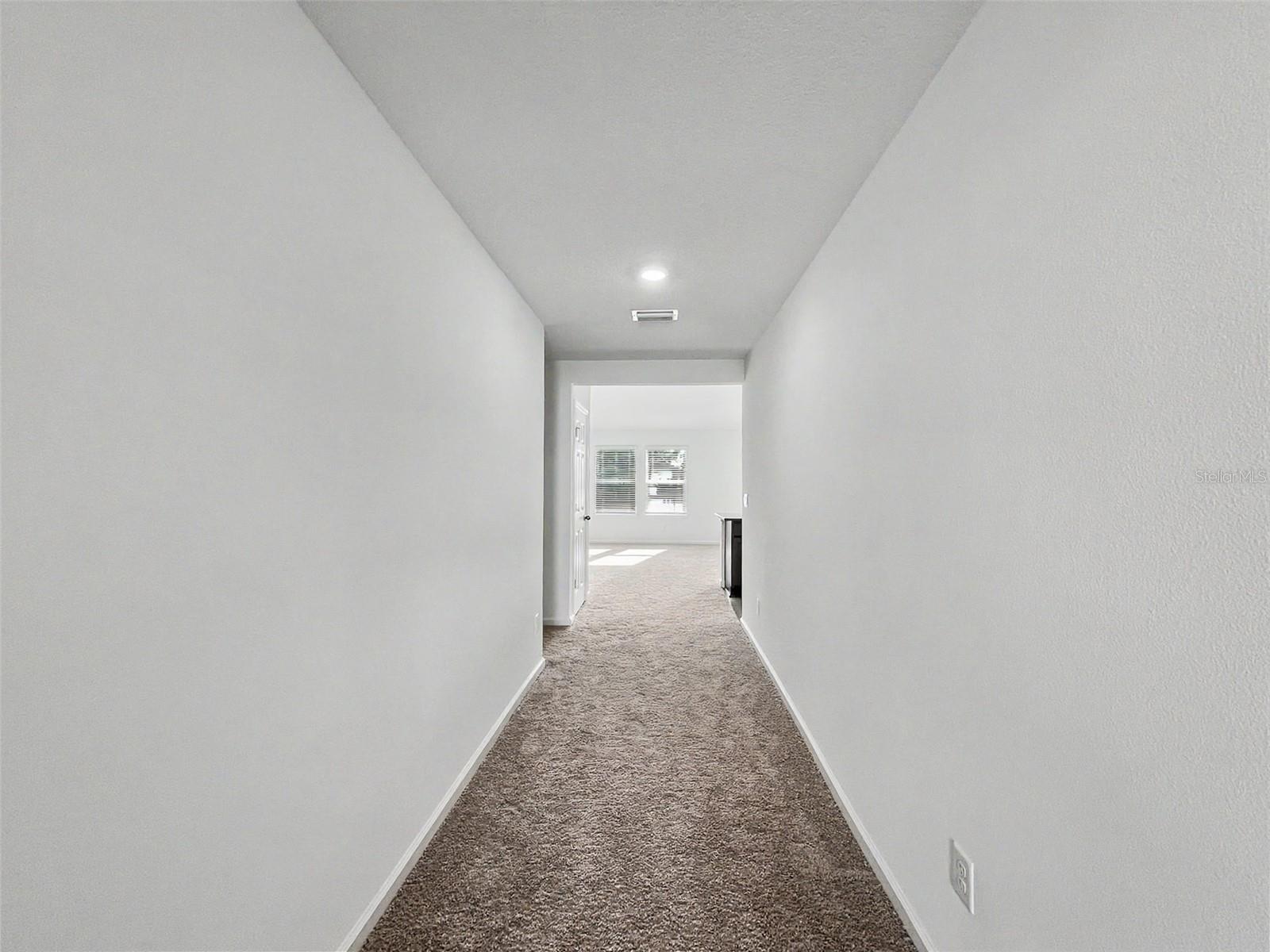 55 Signet Cir Property Photo 32