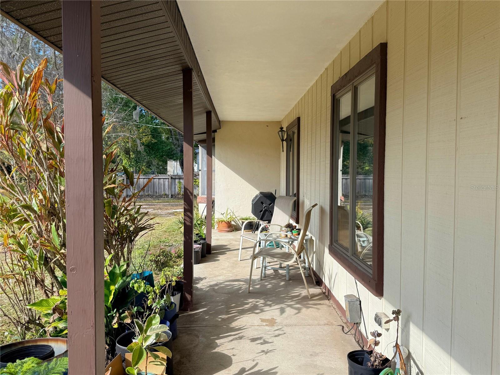 1627 Decatur Ave Property Photo 5