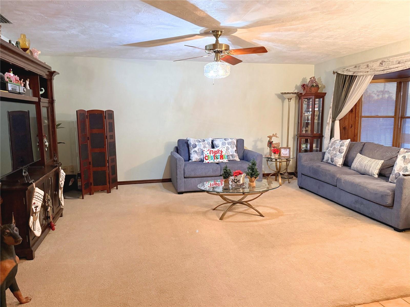 1627 Decatur Ave Property Photo 11