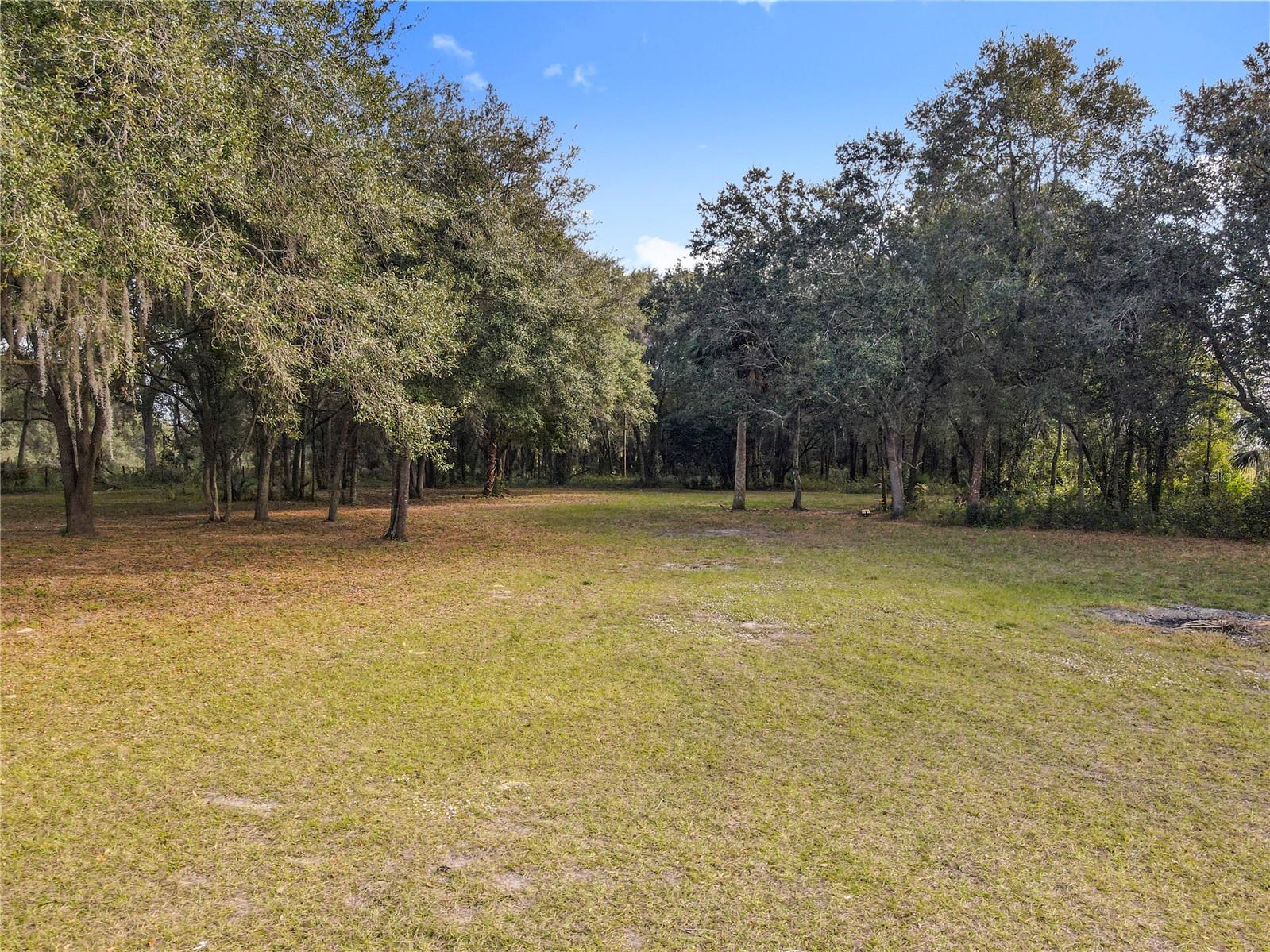 379 N Sr 415 Property Photo 44