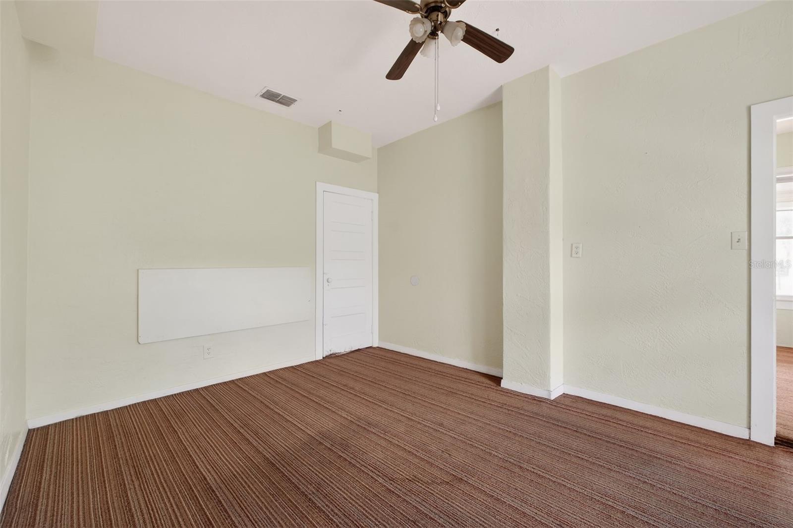 146 Kingston Ave Property Photo 11