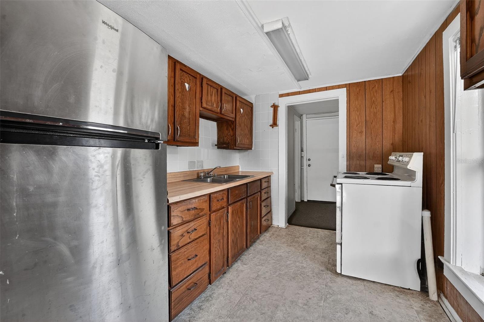 146 Kingston Ave Property Photo 12