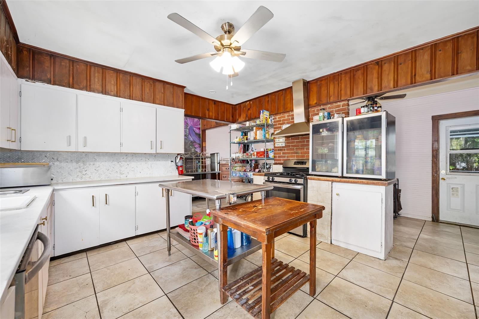 228 W Howry Ave Property Photo 35