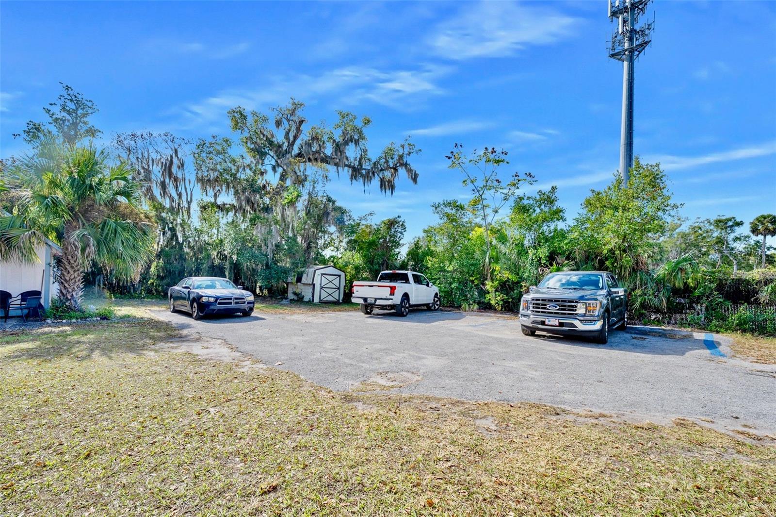 228 W Howry Ave Property Photo 46