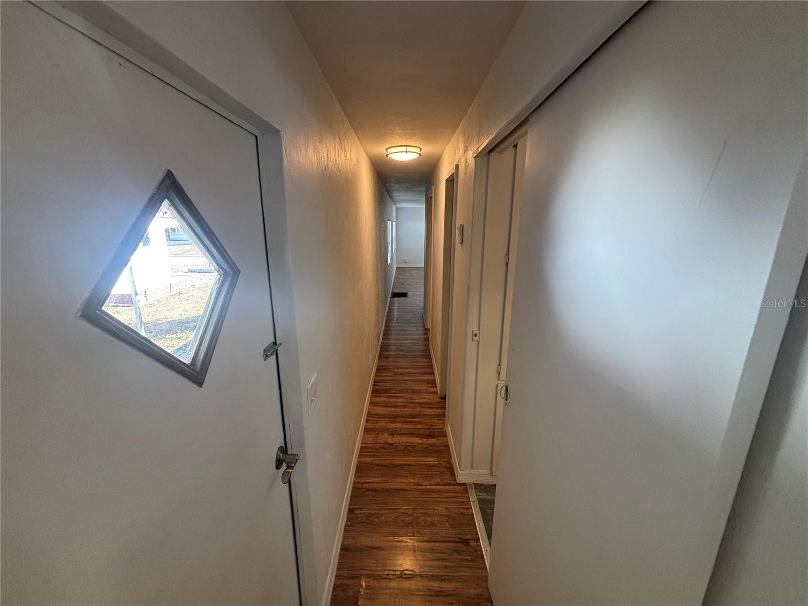 5480 Pineland Ave Property Photo 10