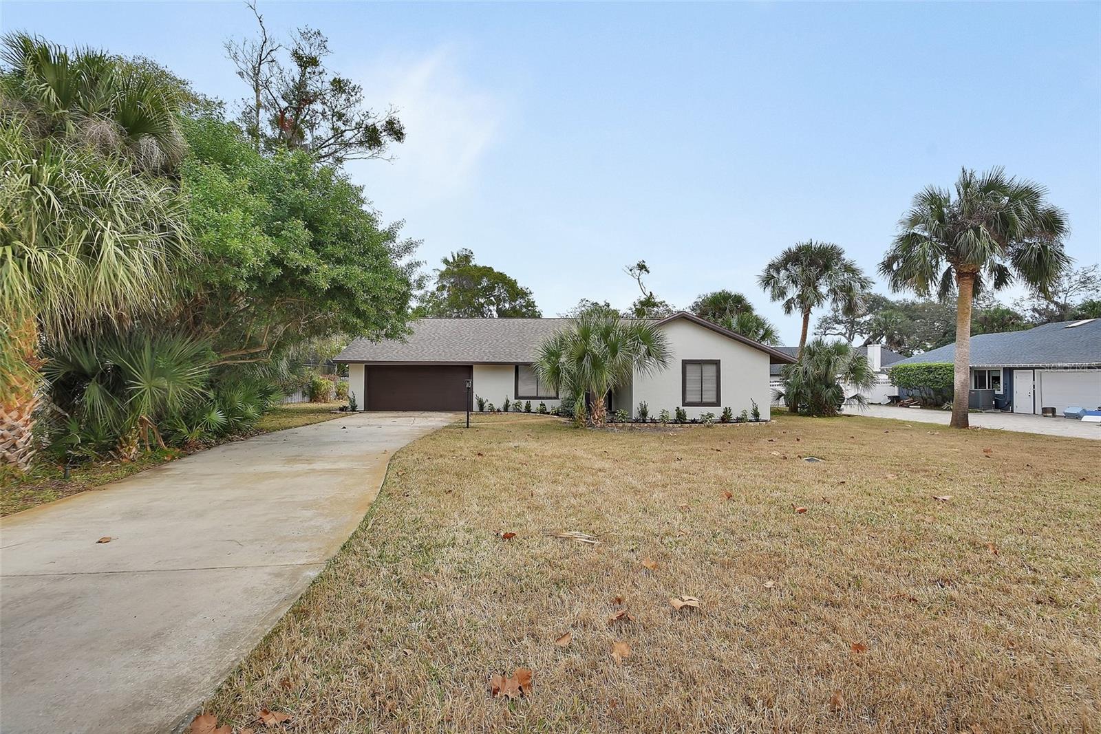 1411 N Beach St Property Photo 1