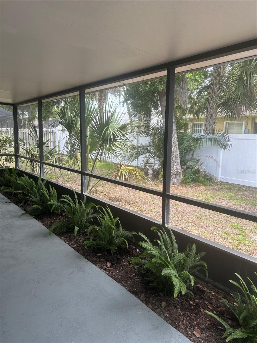 1411 N Beach St Property Photo 23