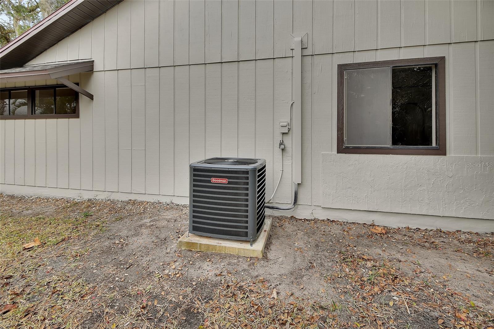 1411 N Beach St Property Photo 26