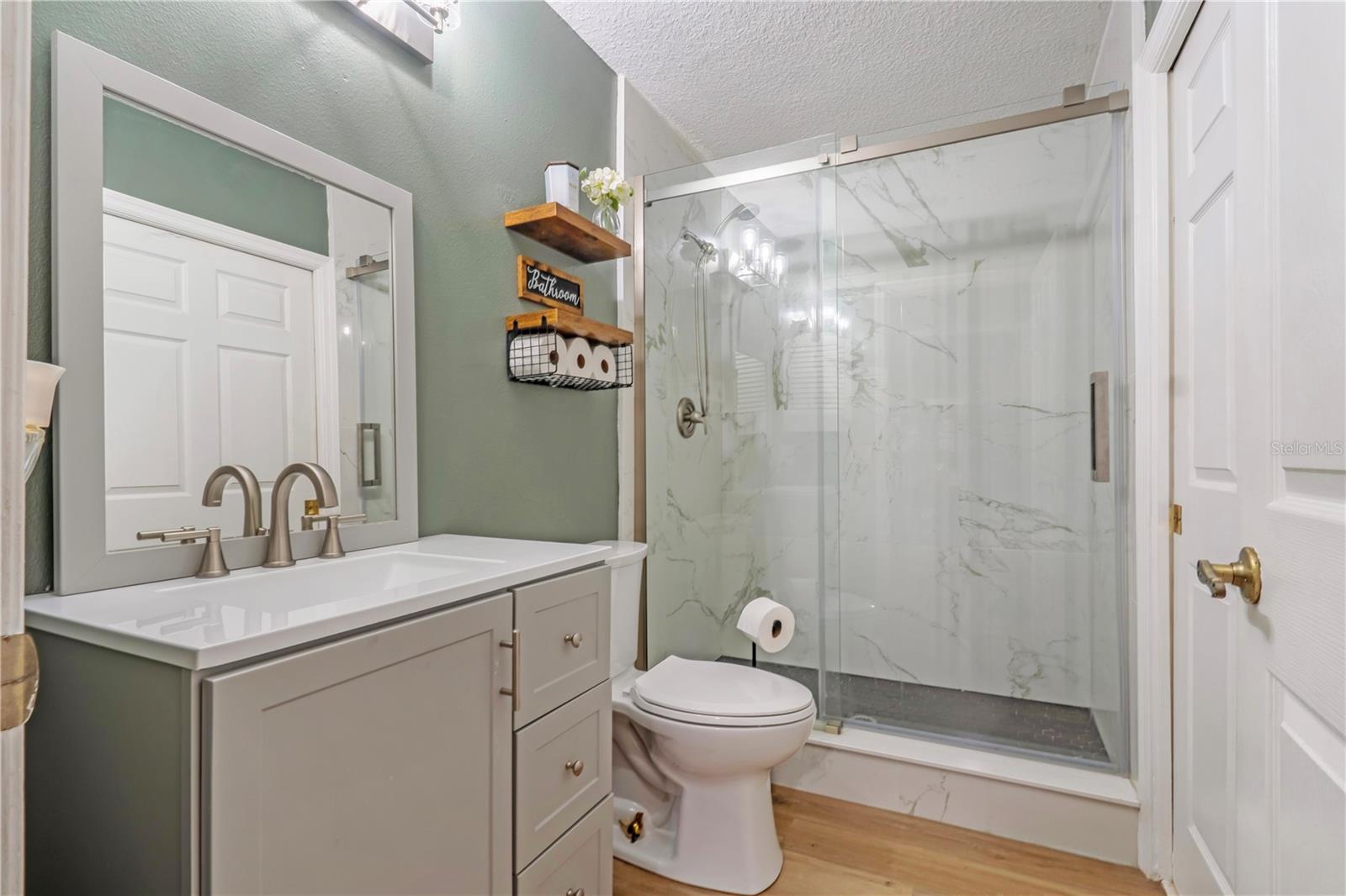 425 Black Ironwood Dr Property Photo 8