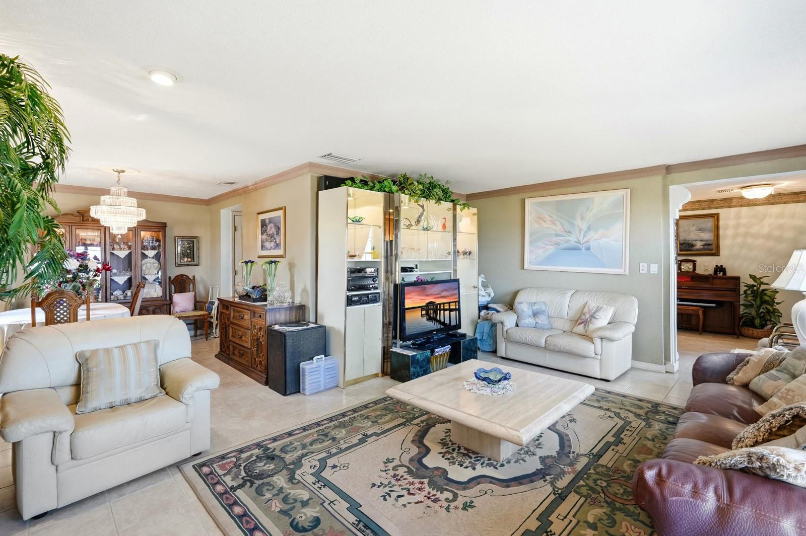 2944 Ocean Shore Blvd Property Photo 10