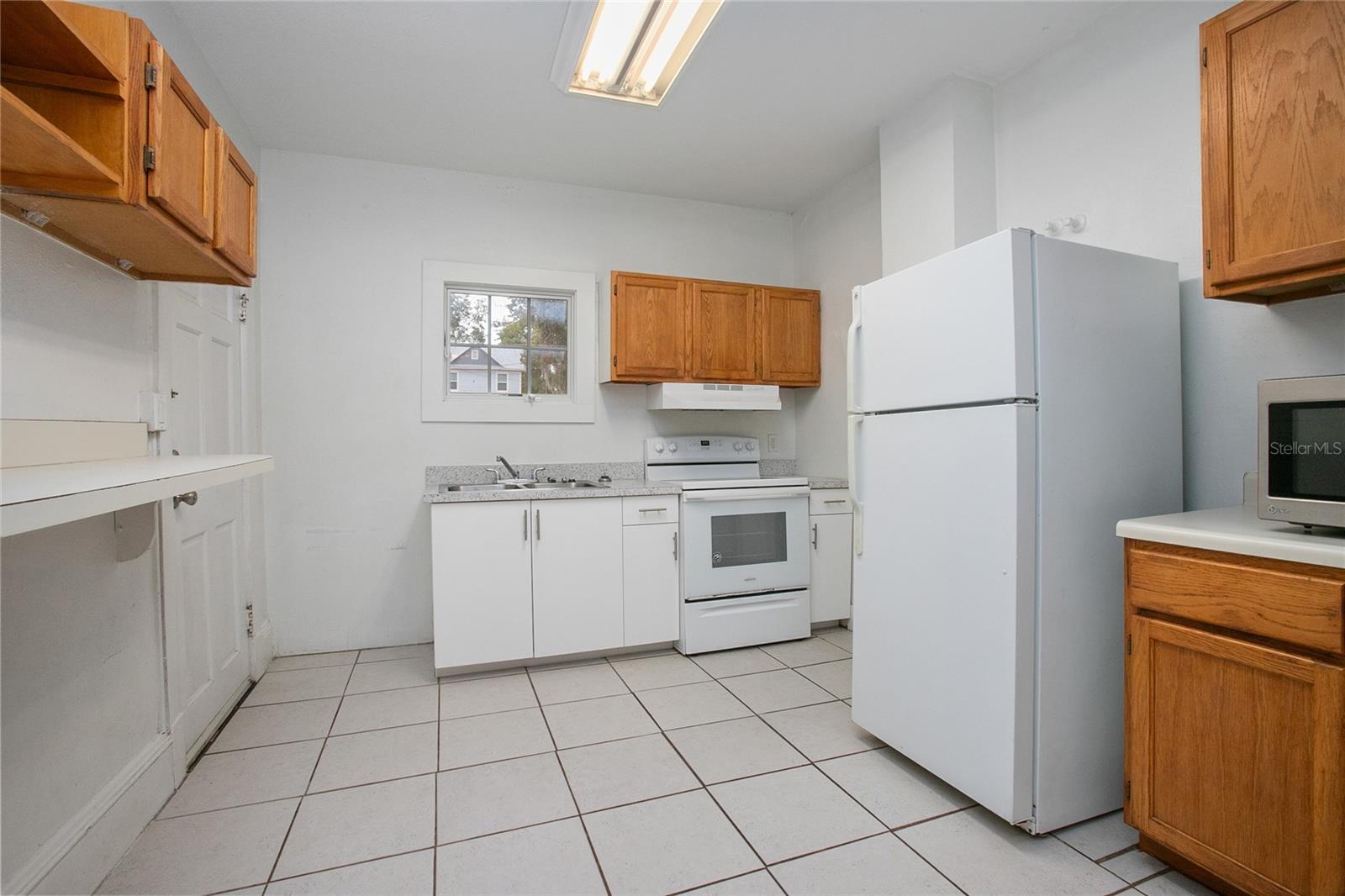 206 W Wisconsin Ave Property Photo 31