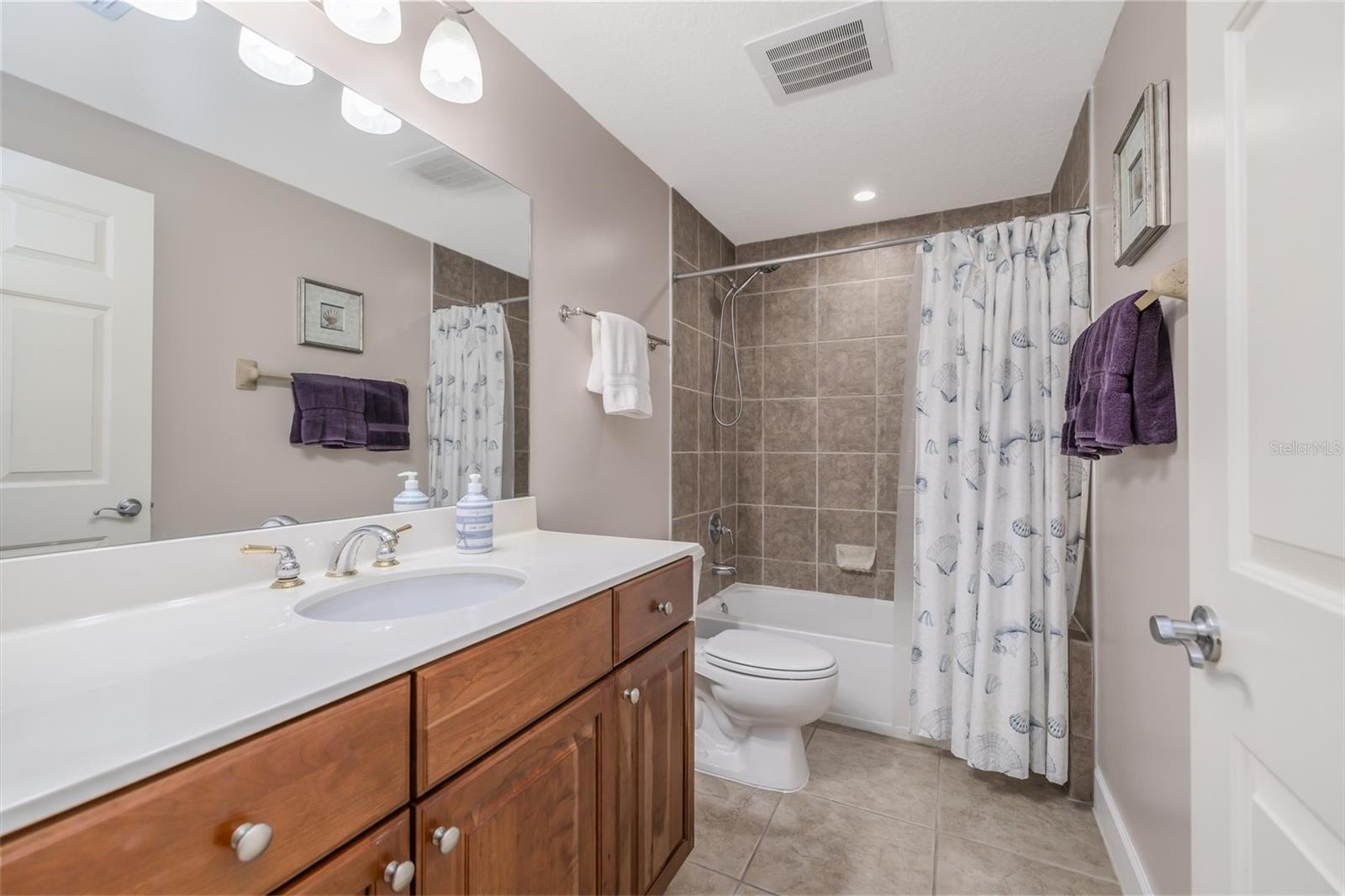 2403 S Atlantic Ave #604 Property Photo 27