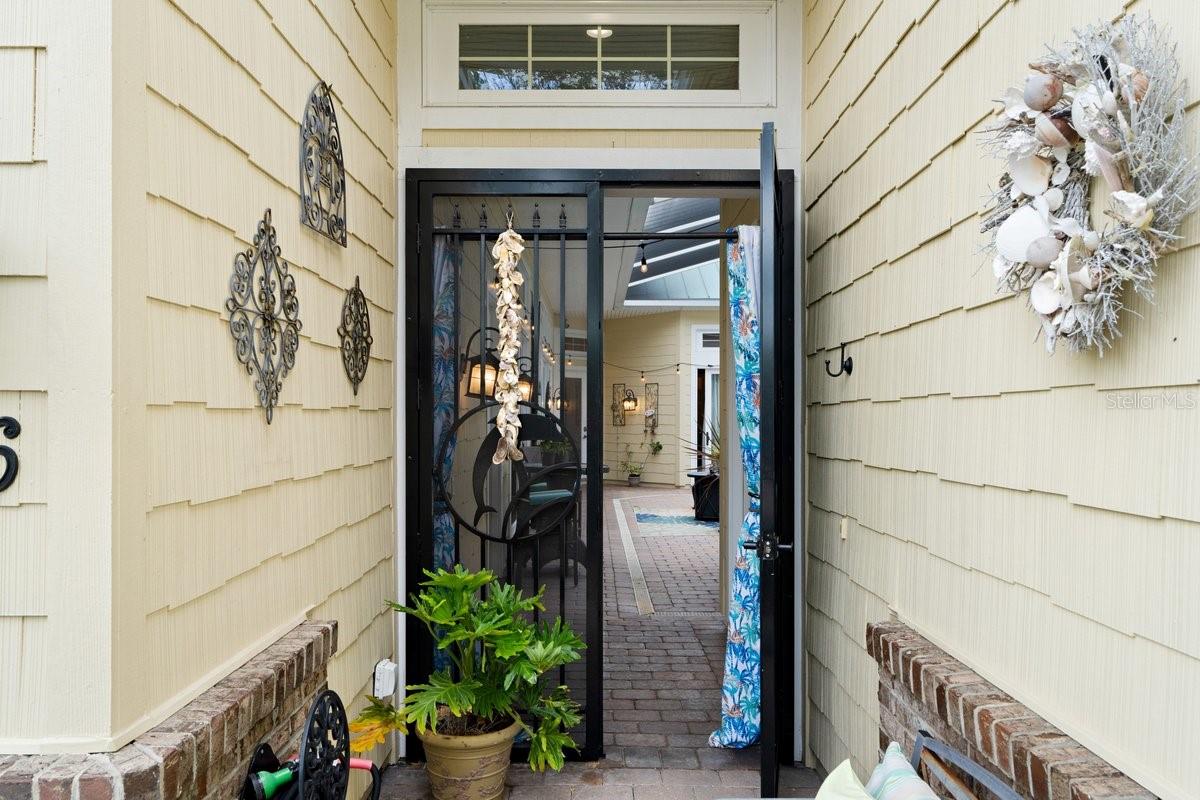 4606 Oak Hammock Ct #4606 Property Photo 3