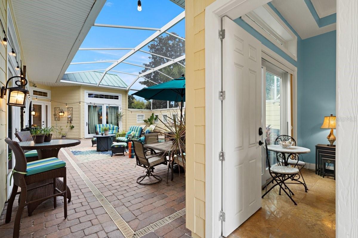 4606 Oak Hammock Ct #4606 Property Photo 5