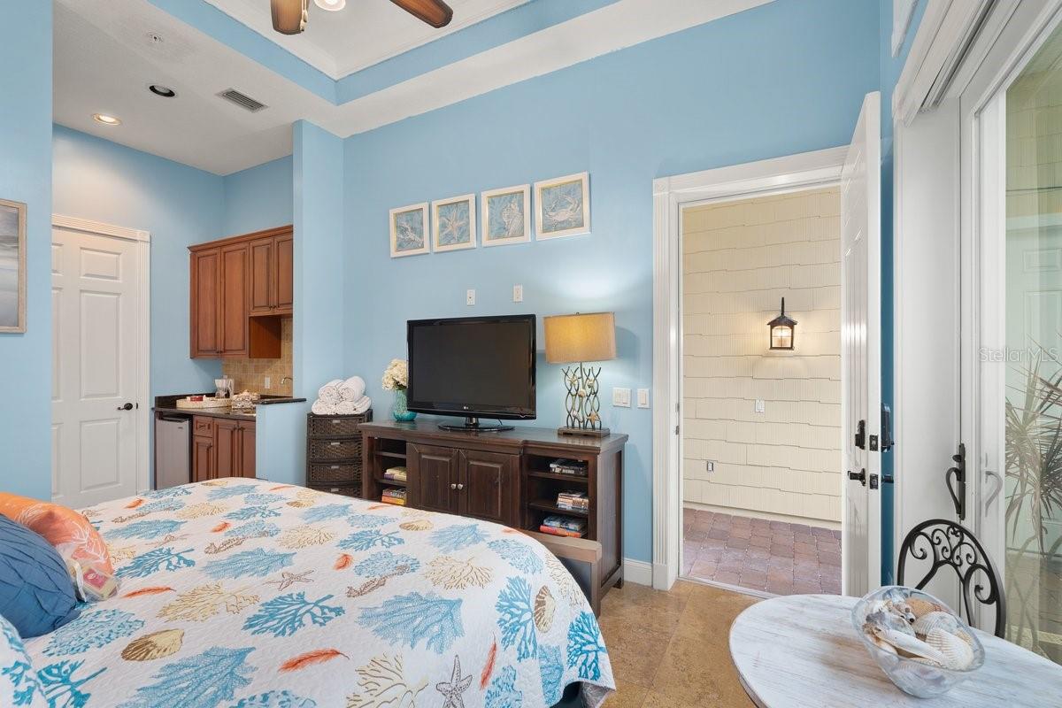 4606 Oak Hammock Ct #4606 Property Photo 7