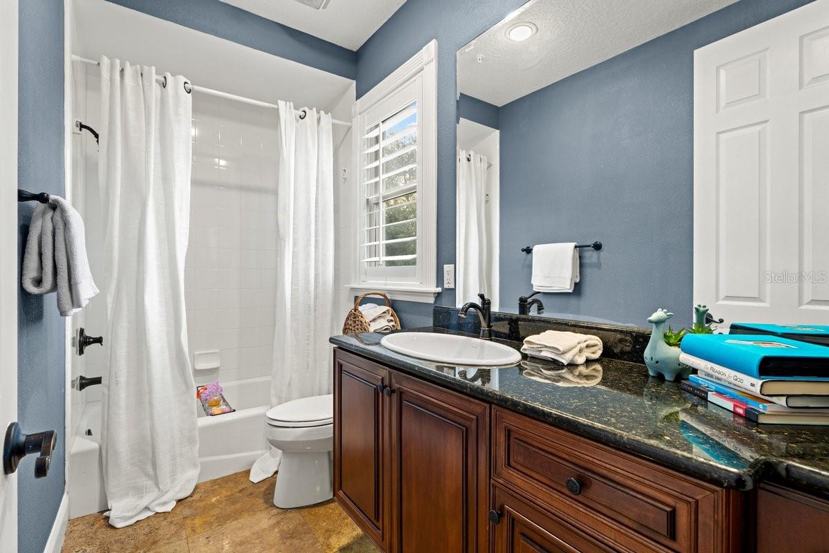 4606 Oak Hammock Ct #4606 Property Photo 46