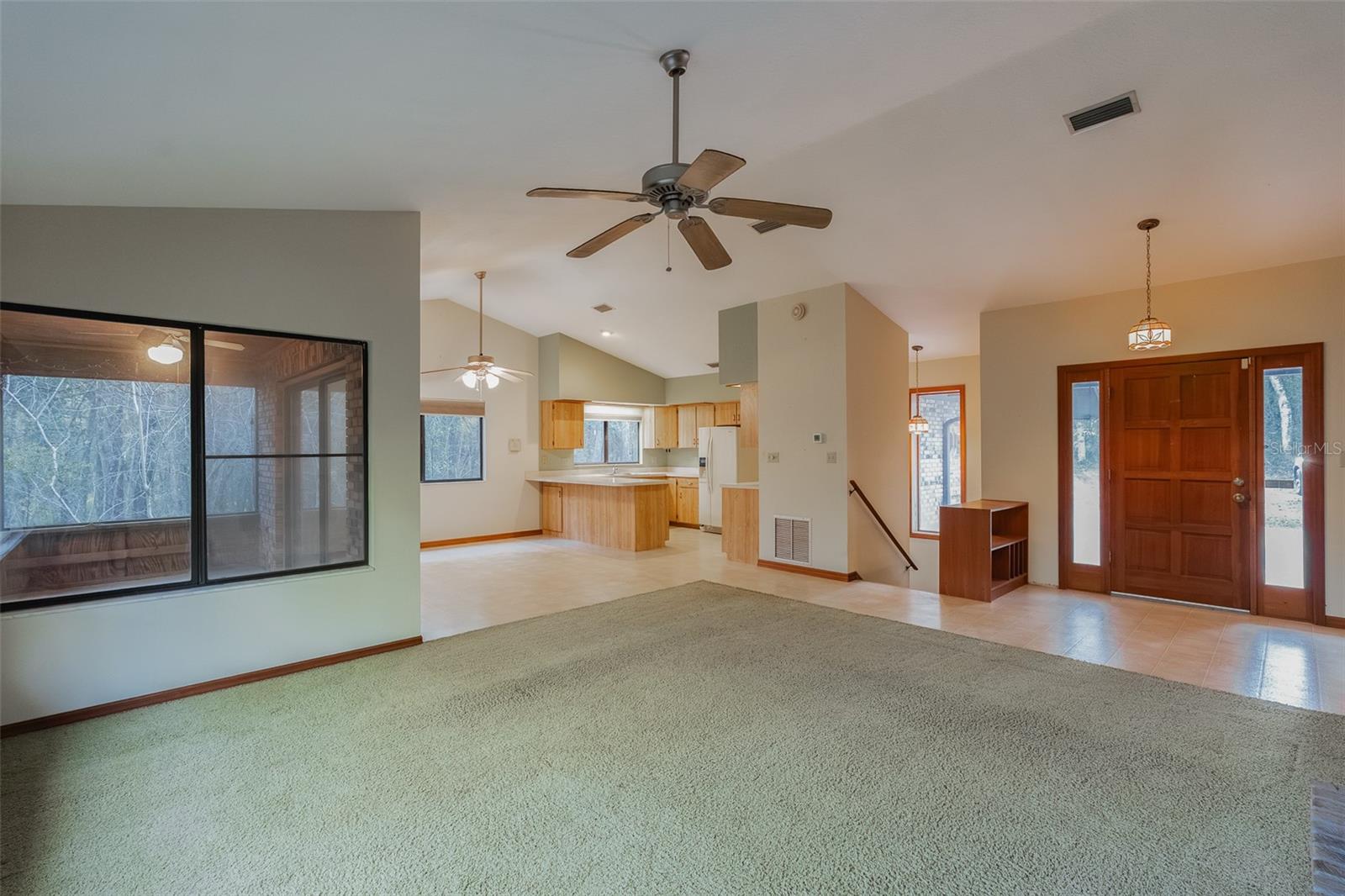 1325 S Spring Garden Ave Property Photo 4