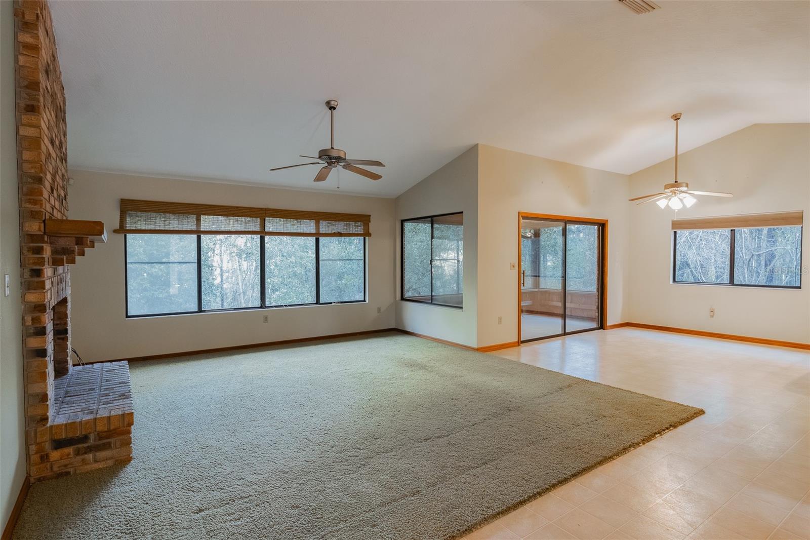 1325 S Spring Garden Ave Property Photo 5