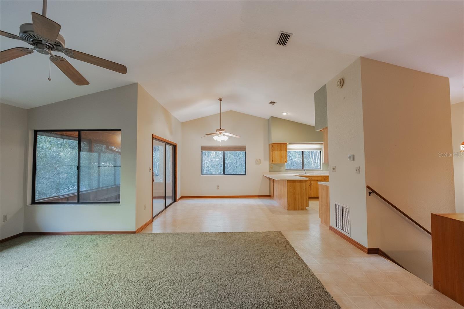 1325 S Spring Garden Ave Property Photo 8