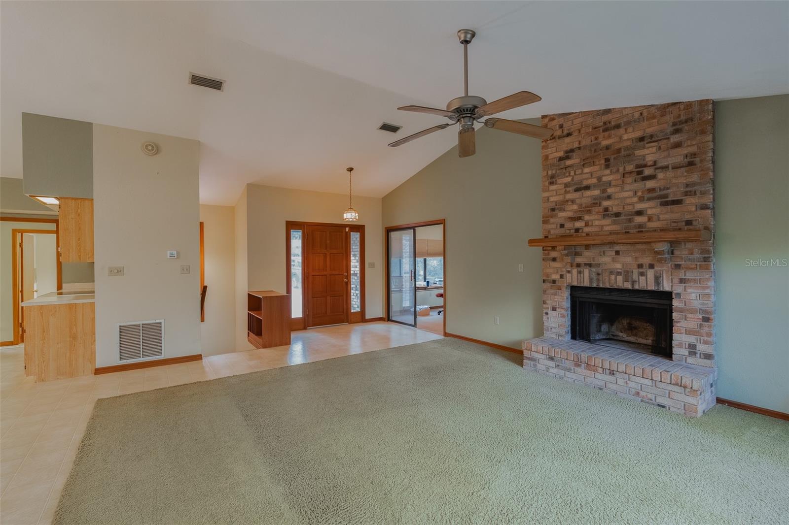 1325 S Spring Garden Ave Property Photo 9