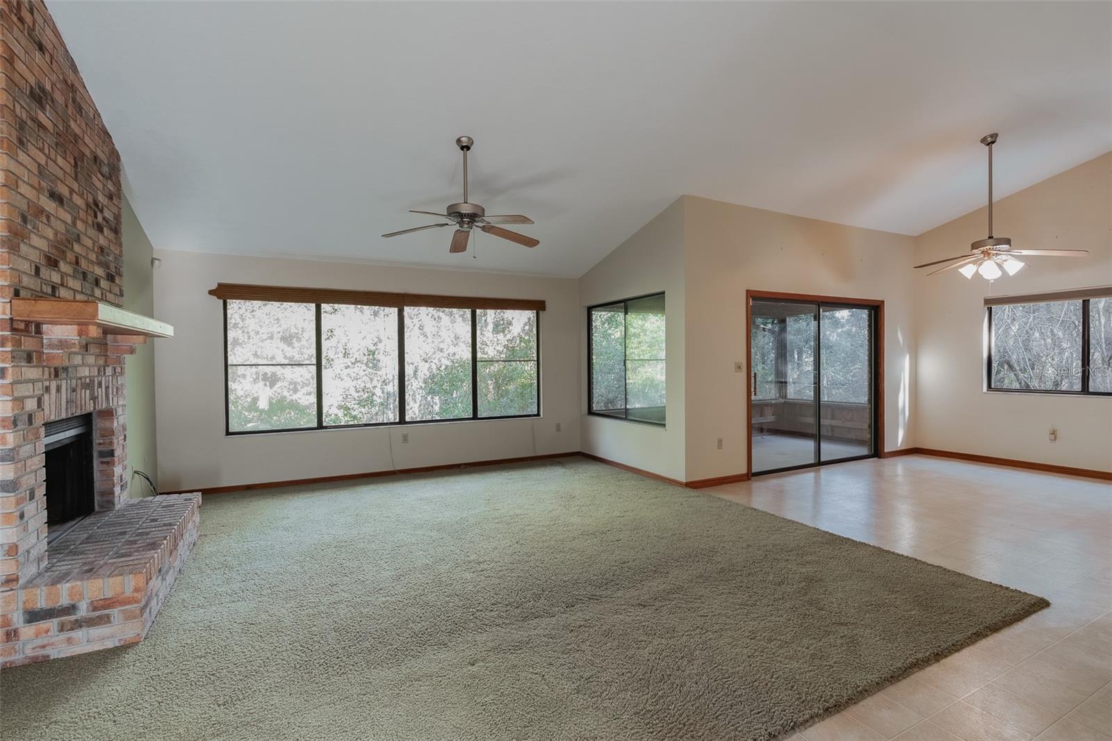 1325 S Spring Garden Ave Property Photo 10