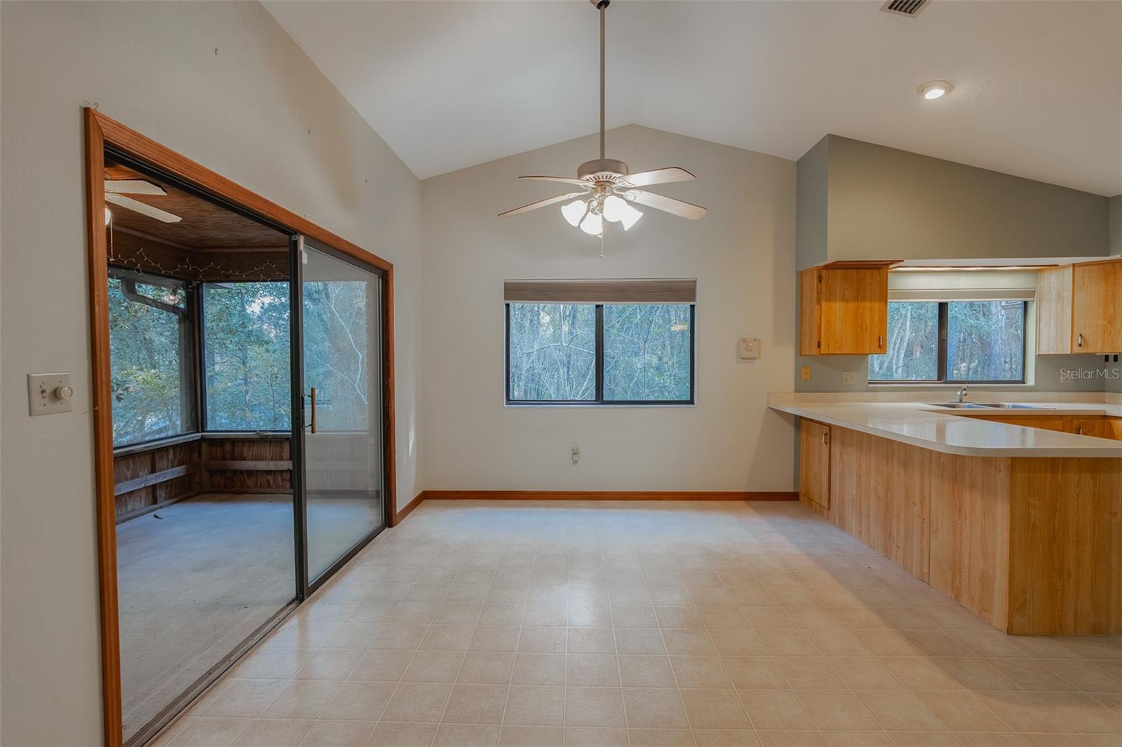 1325 S Spring Garden Ave Property Photo 16