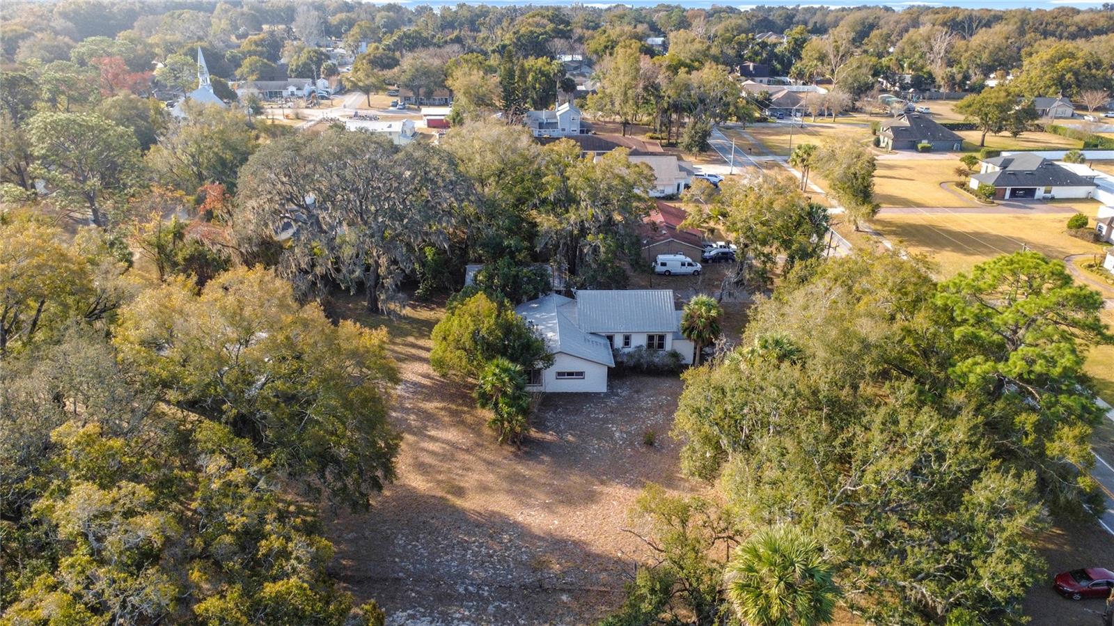 5759 Lake St Property Photo 7