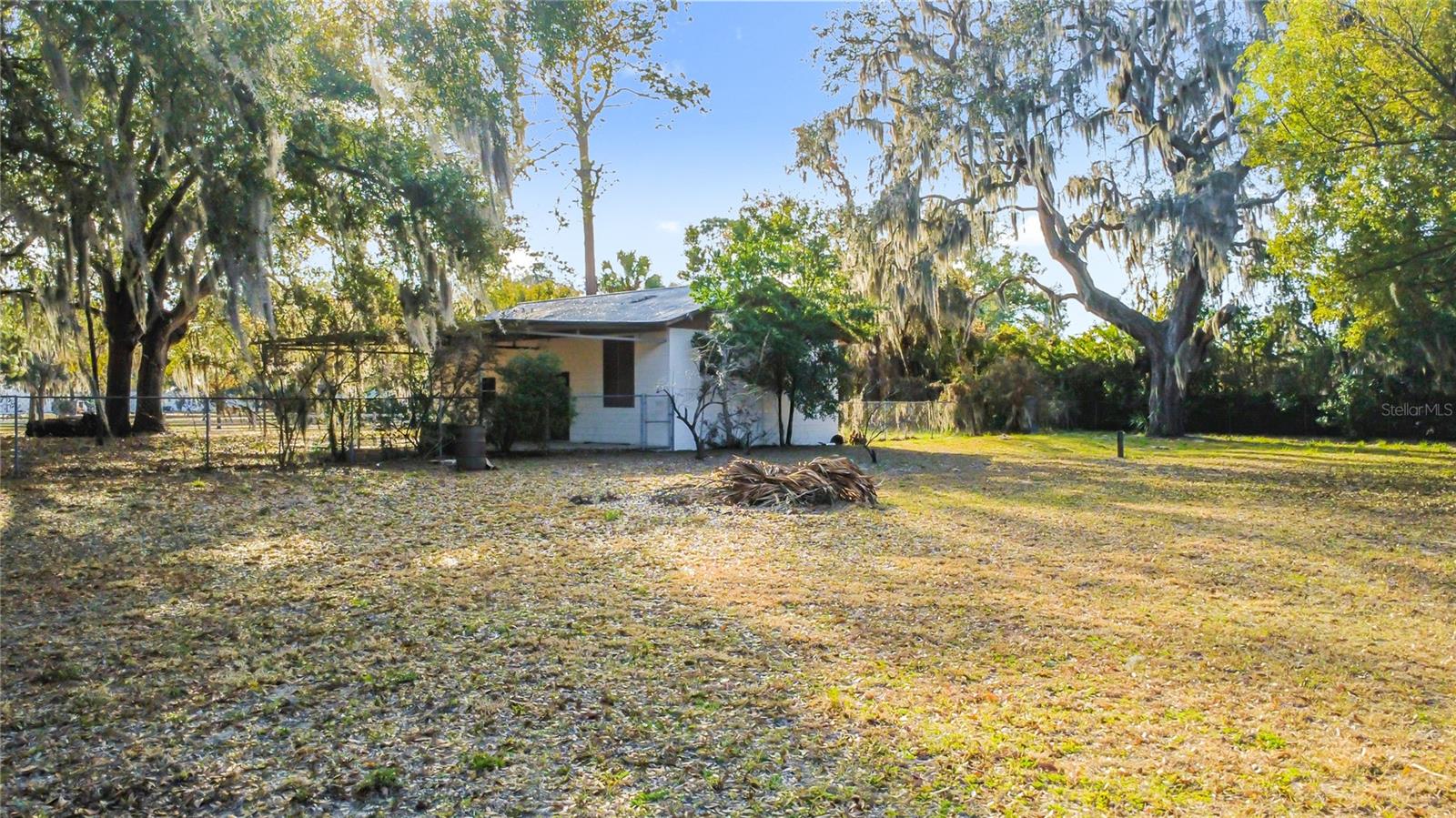 5759 Lake St Property Photo 16
