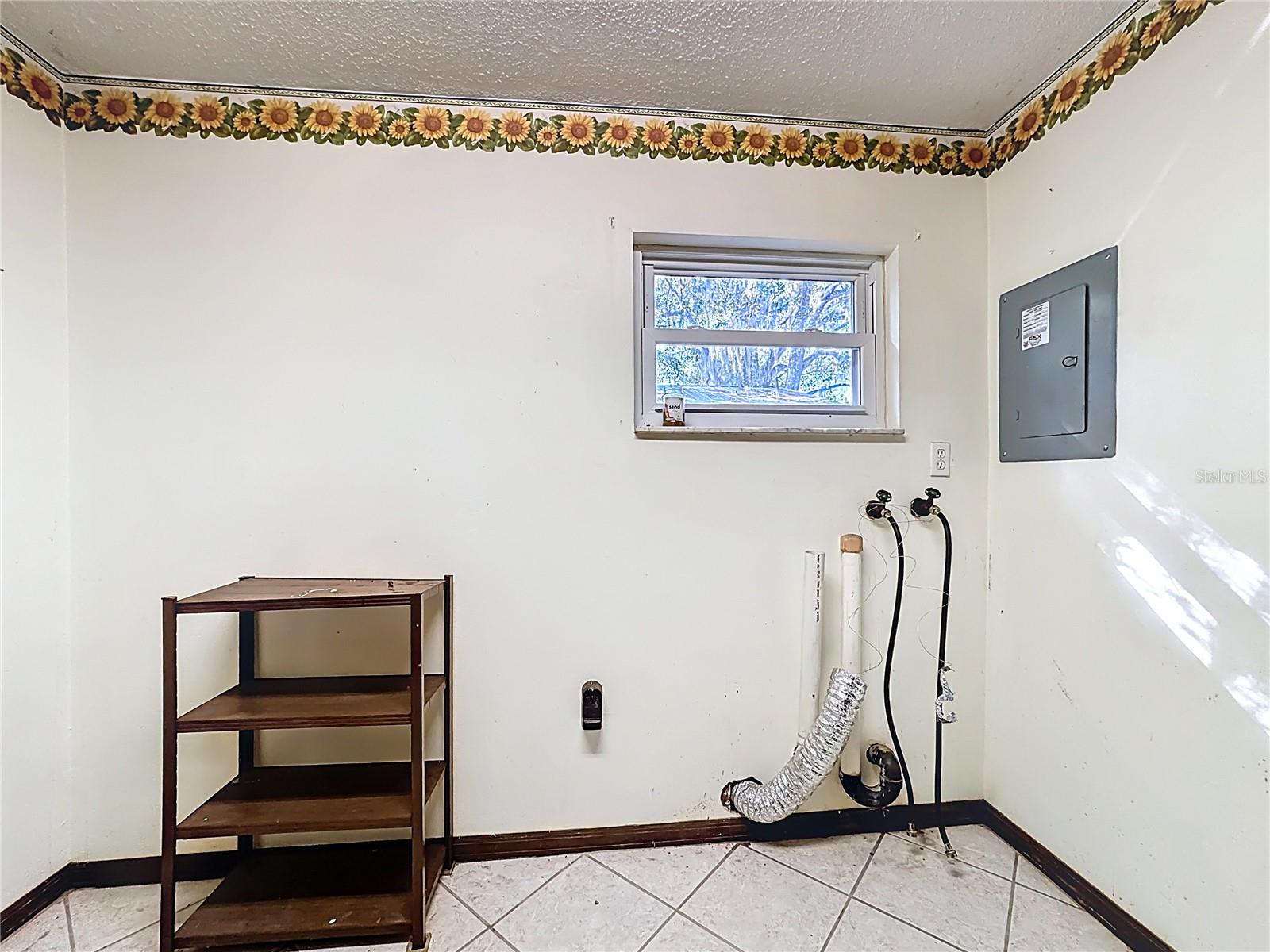 5759 Lake St Property Photo 42