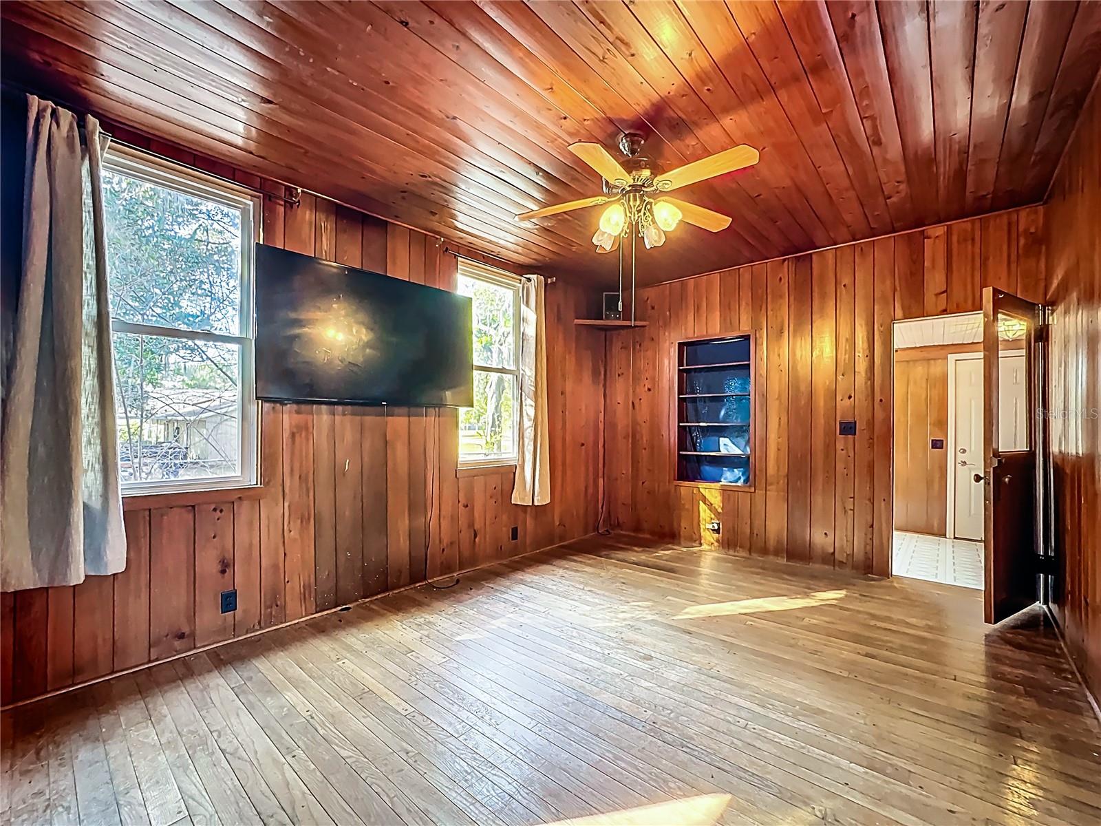 5759 Lake St Property Photo 53