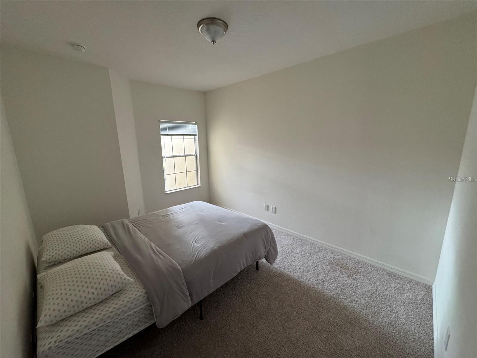 6043 Strada Isle Way Property Photo 12