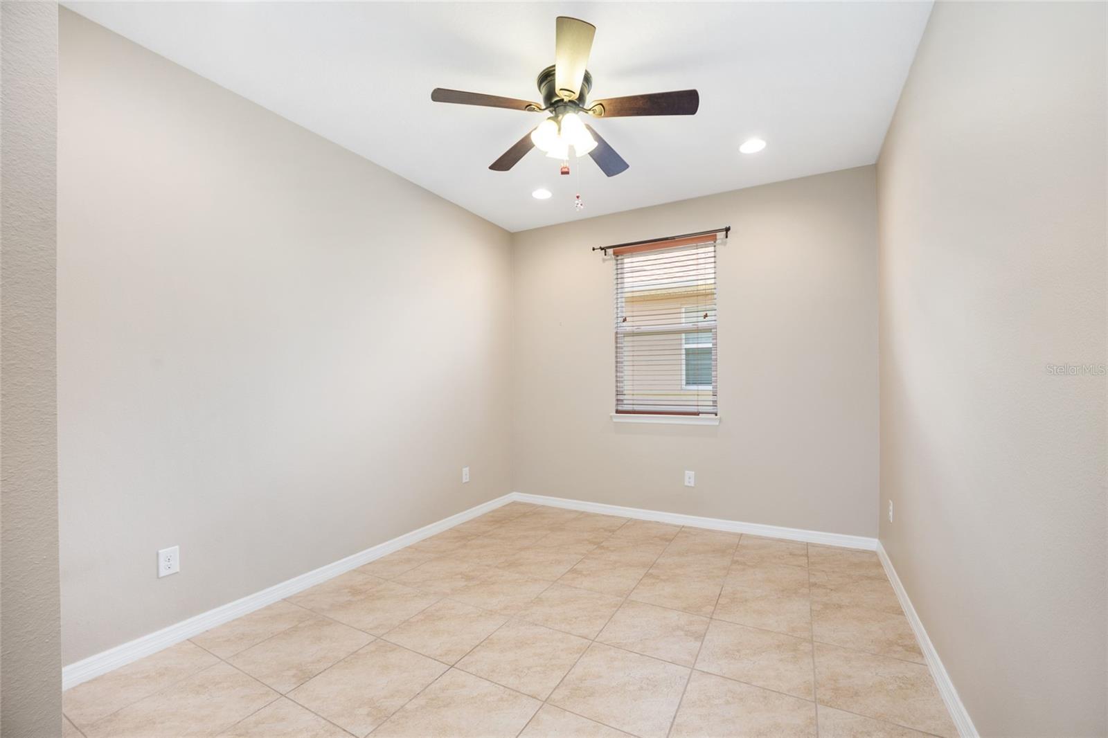5579 Nw 40th Pl Property Photo 32