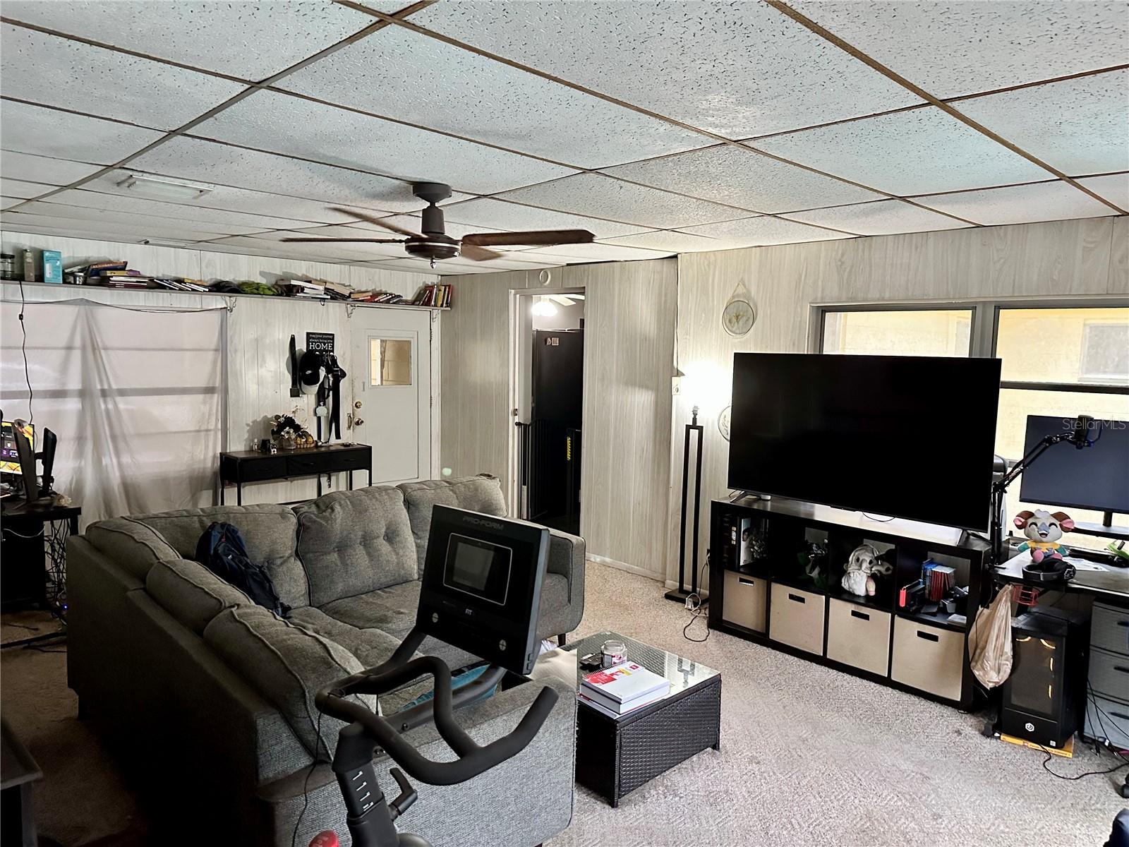 424 W Hogle Ave Property Photo 4
