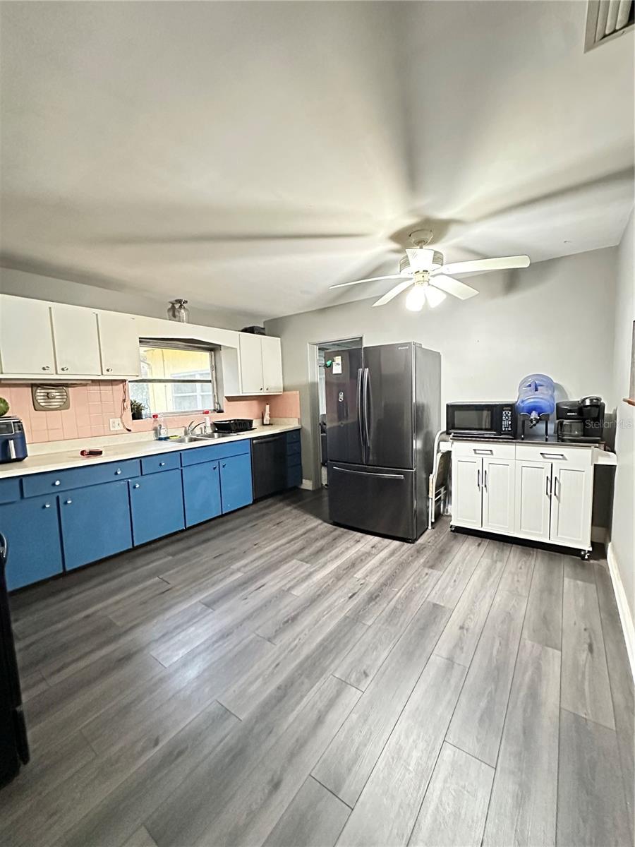 424 W Hogle Ave Property Photo 18