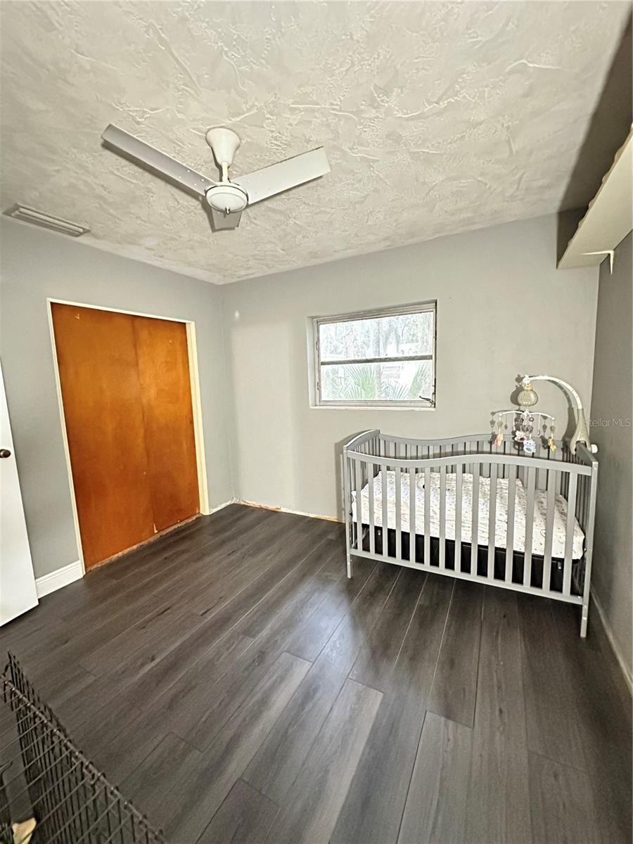 424 W Hogle Ave Property Photo 19