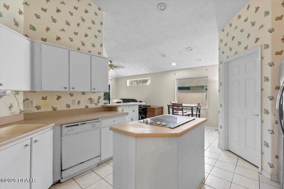 29 Sherrington Dr Property Photo 7