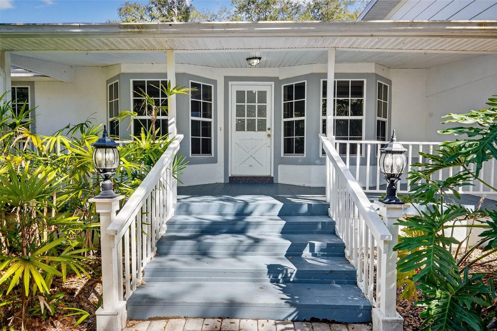4875 Sailfish Dr Property Photo 2
