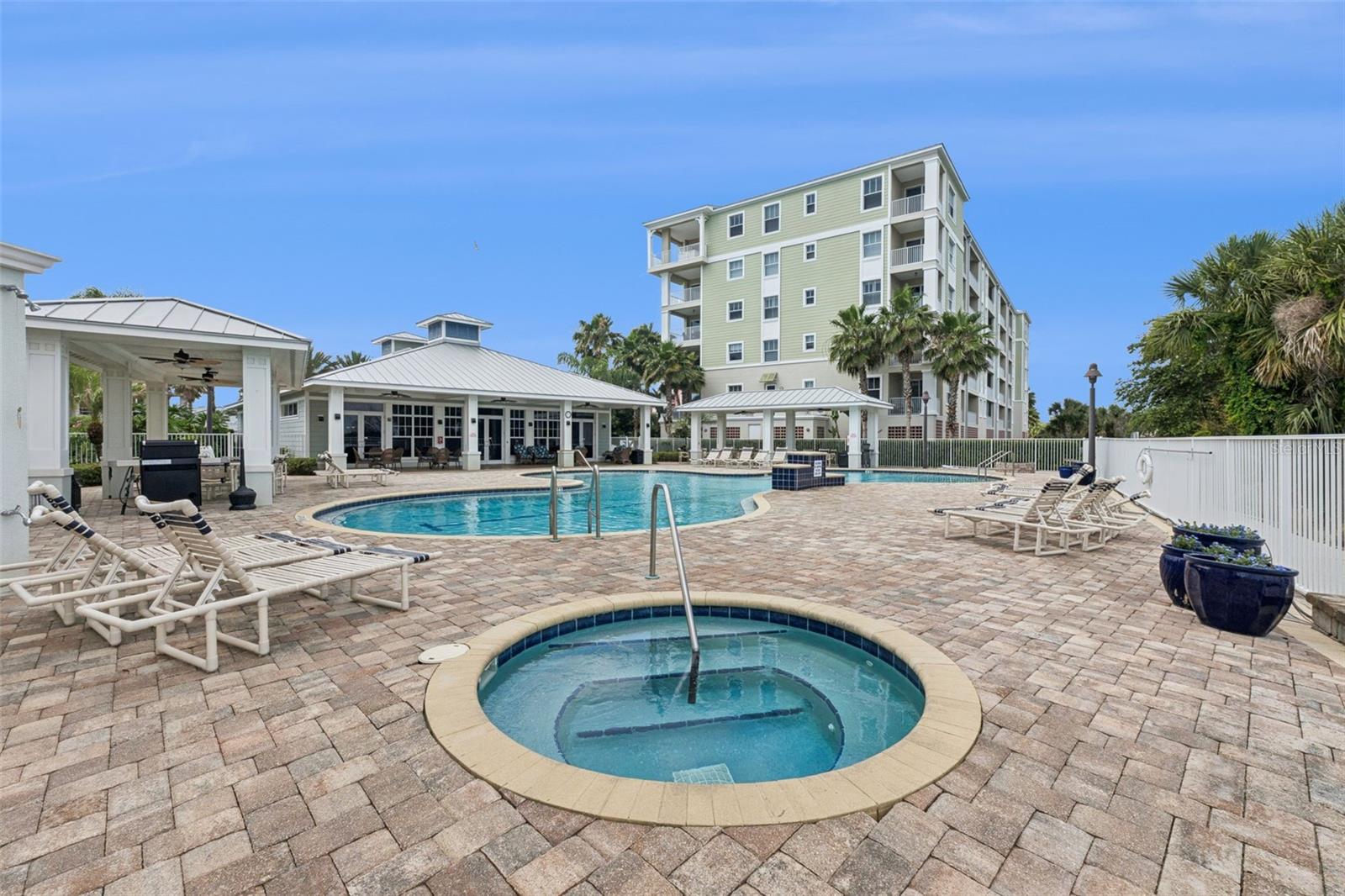 3 Riverwalk Dr #404 Property Photo 25