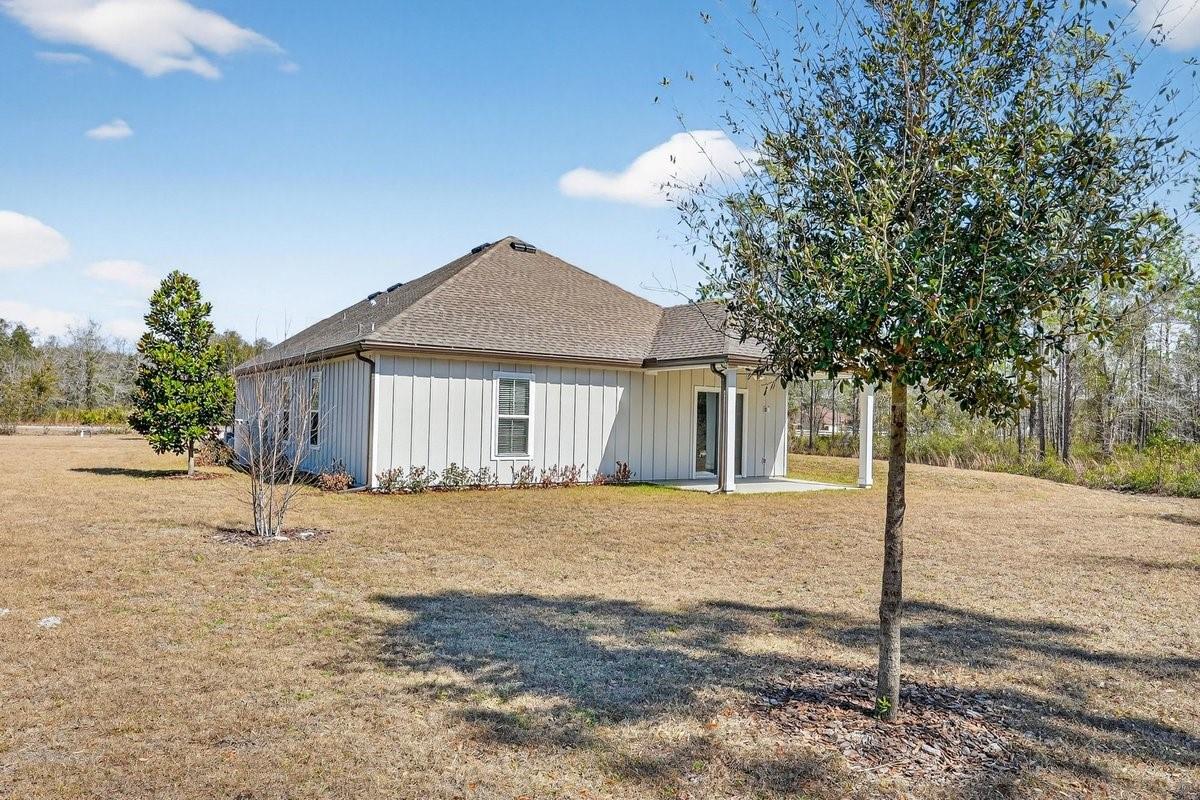 8719 Ford Rd Property Photo 8