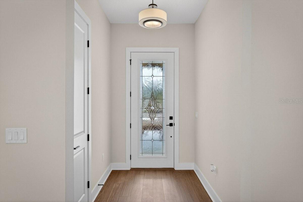 8463 Ford Rd Property Photo 18