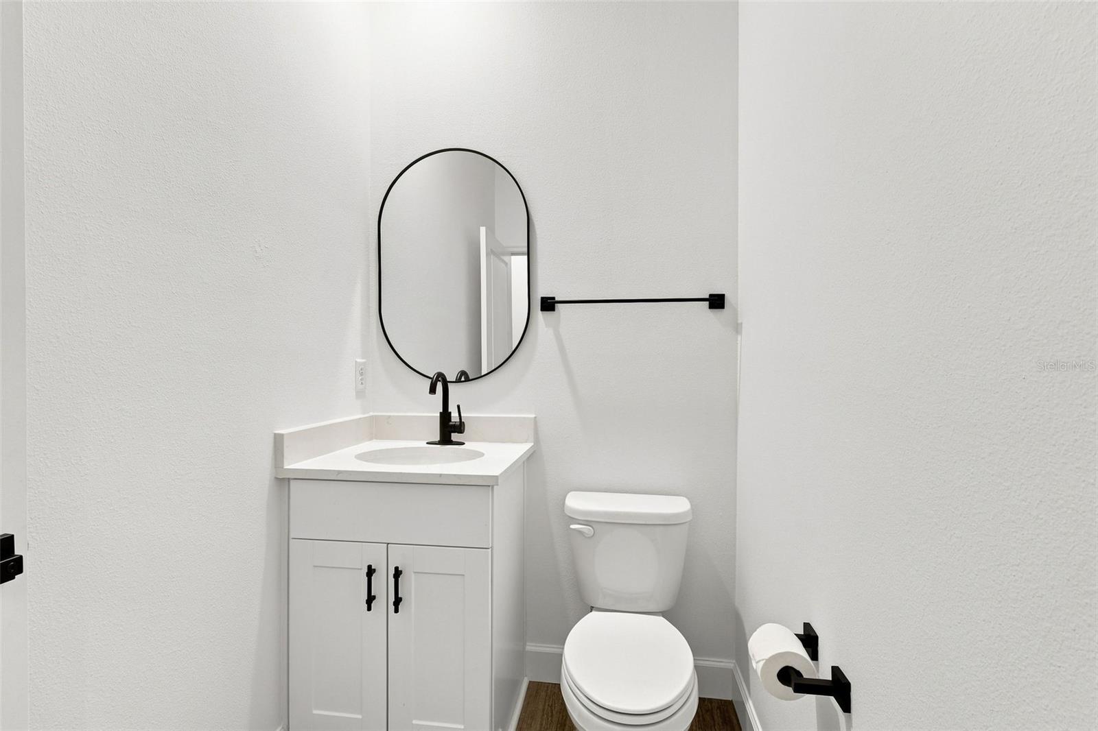 3295 Arch Ave Property Photo 31