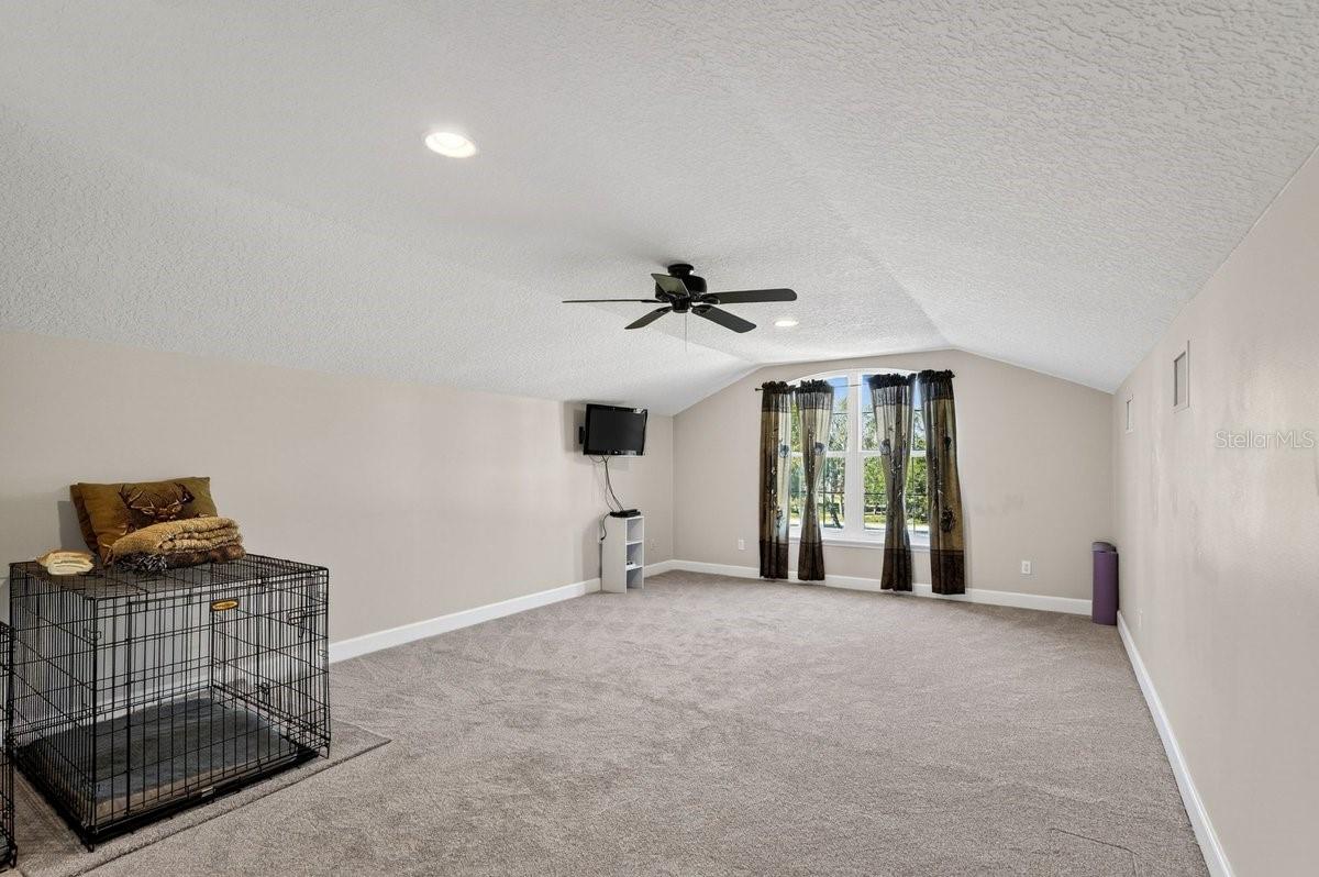 14 Village Dr Property Photo 37