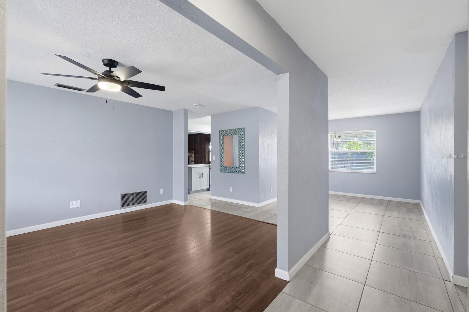 1317 N Shangri La Dr Property Photo 8