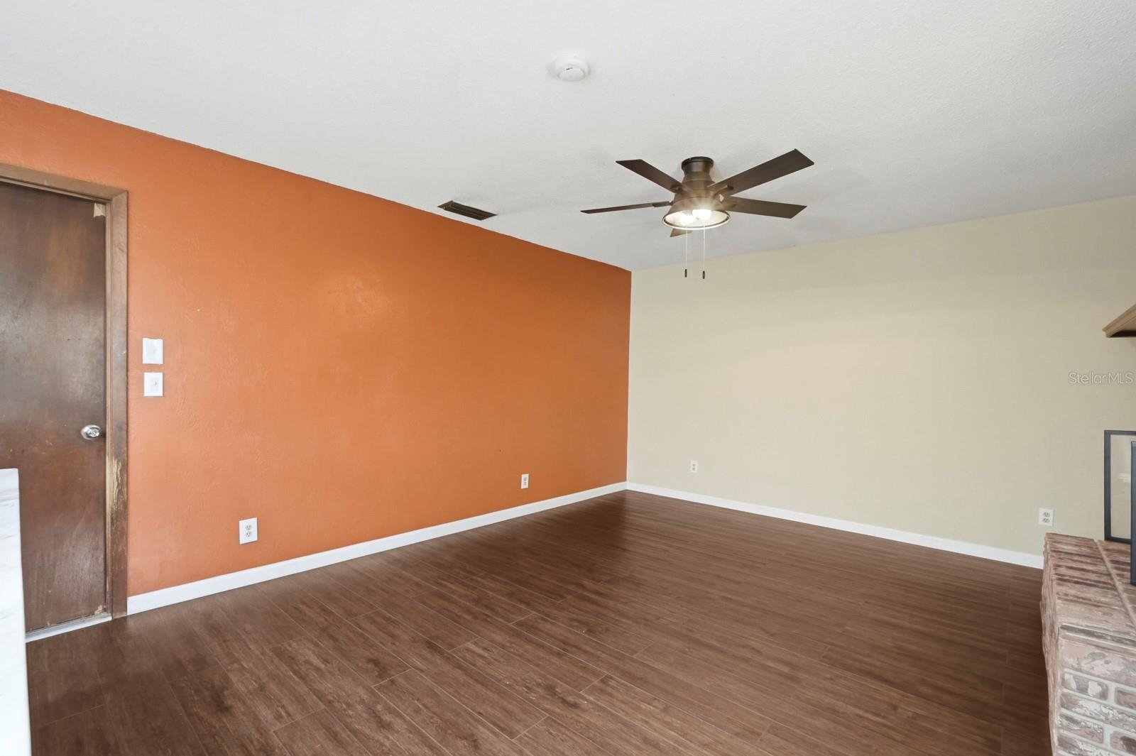 1317 N Shangri La Dr Property Photo 21