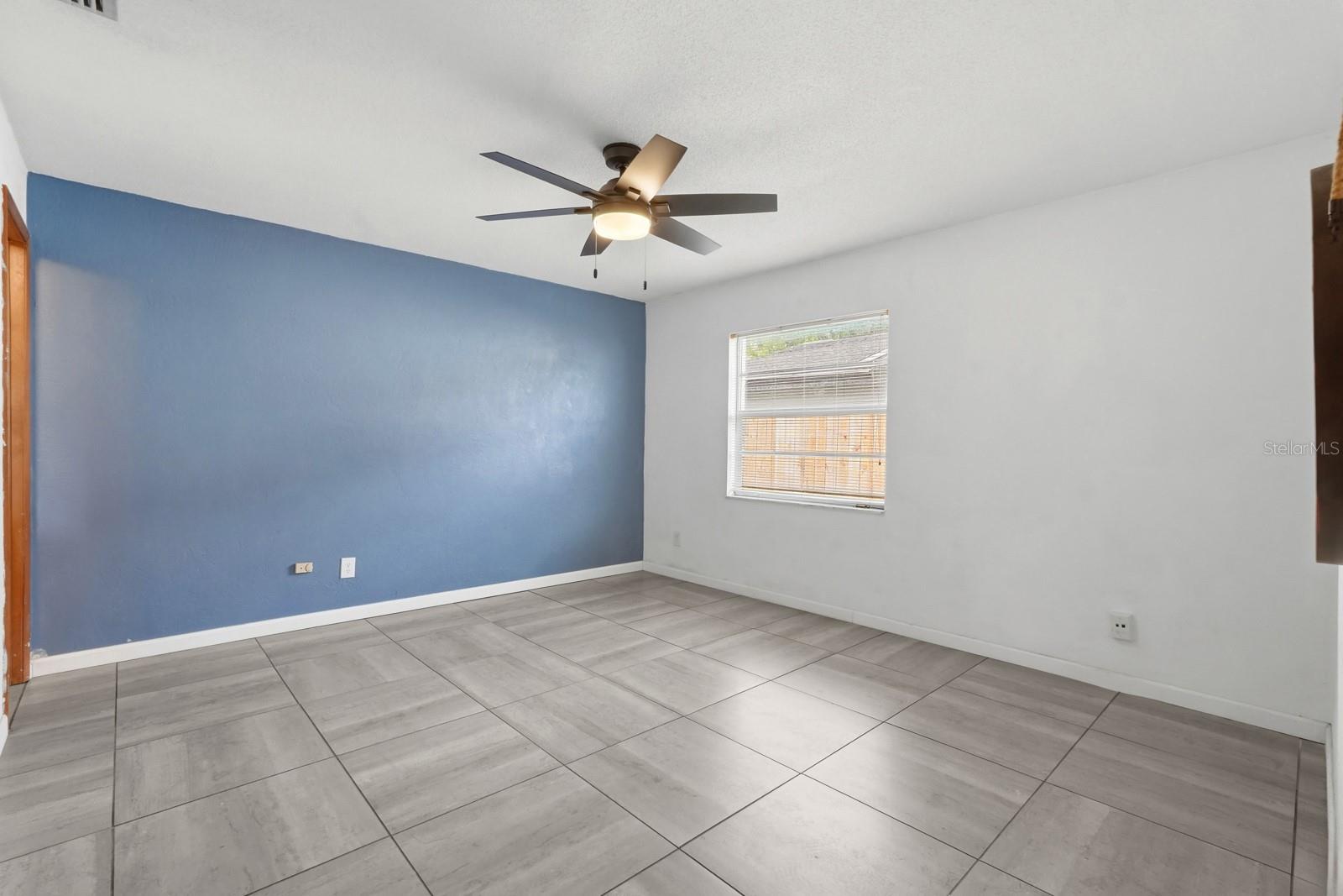 1317 N Shangri La Dr Property Photo 25