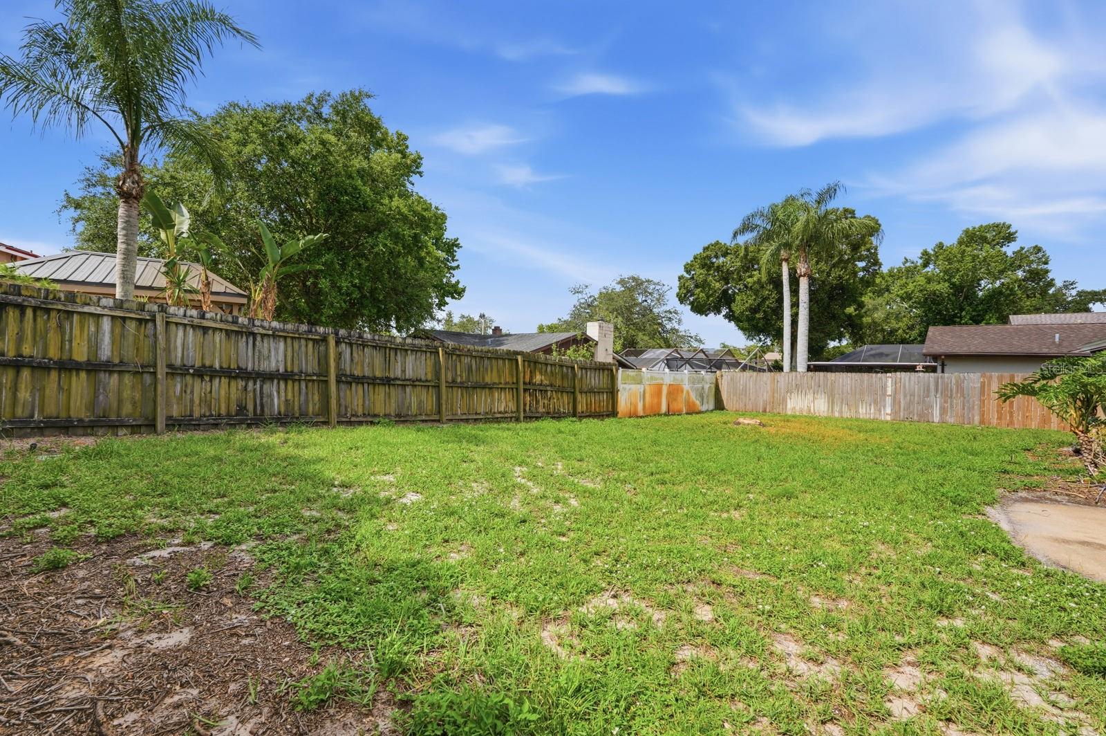 1317 N Shangri La Dr Property Photo 28