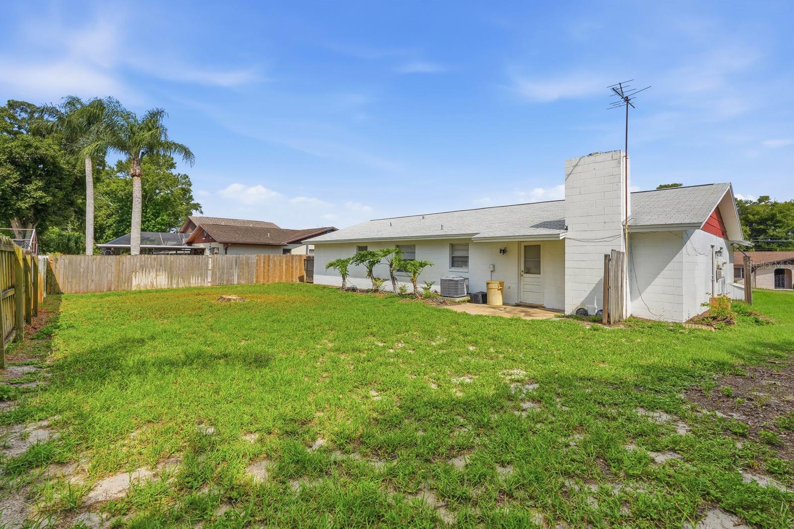 1317 N Shangri La Dr Property Photo 31