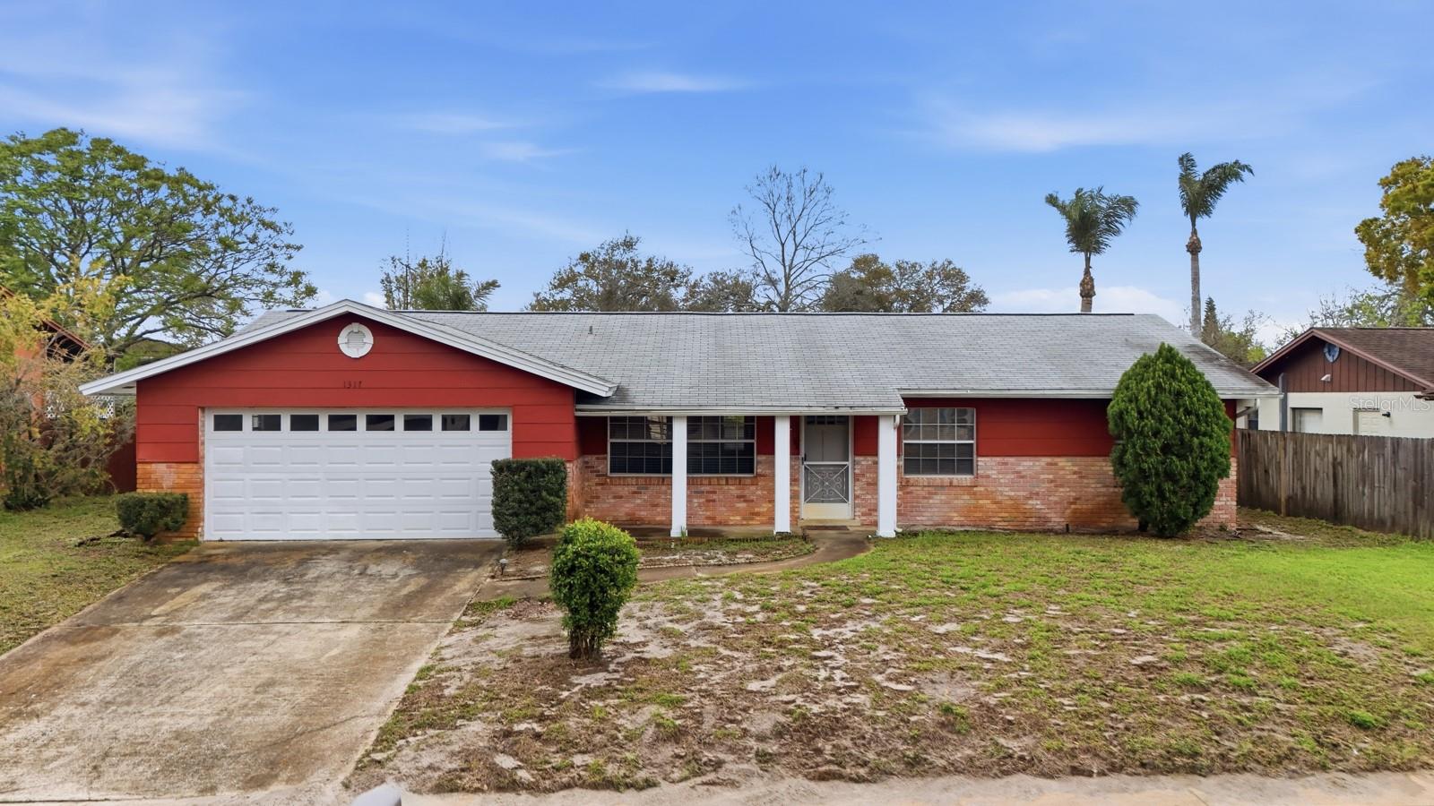 1317 N Shangri La Dr Property Photo 37