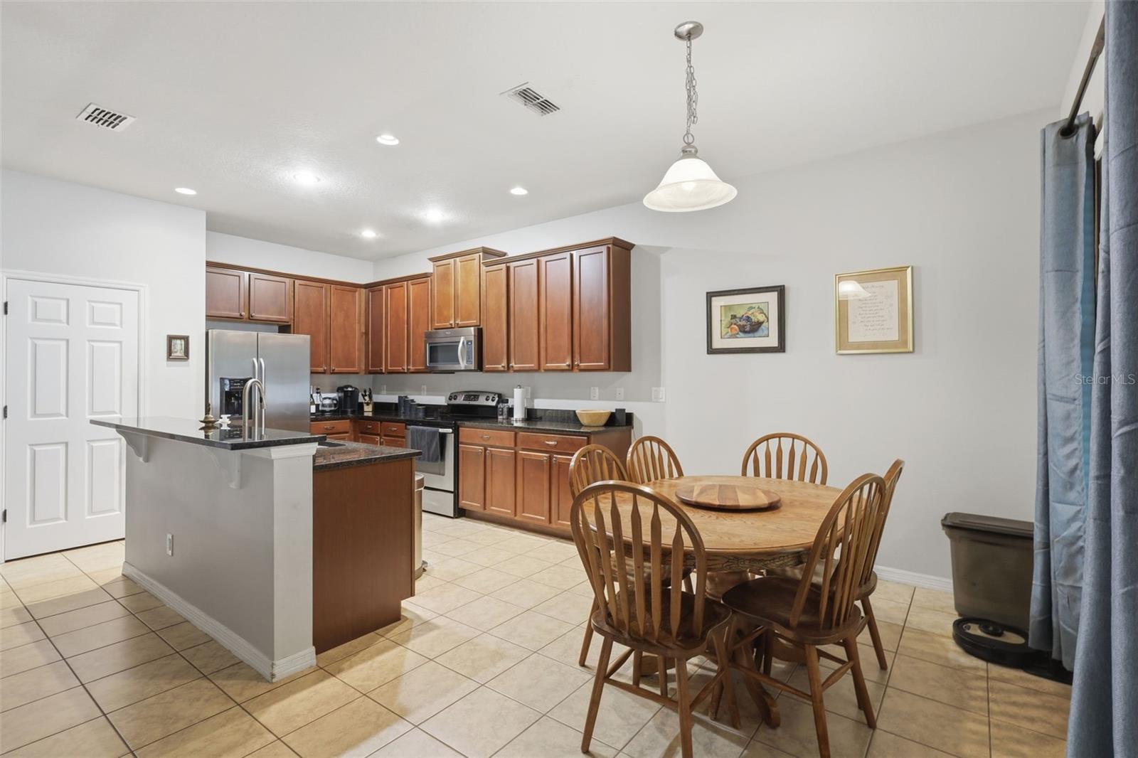 1604 Blue Grass Blvd Property Photo 25